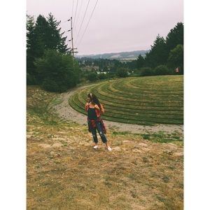 Meet your Posher, Roxanne